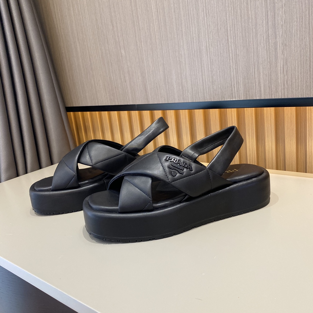 [PRADA] 퀼티드 샌들