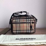 [Burberry] 카메라백