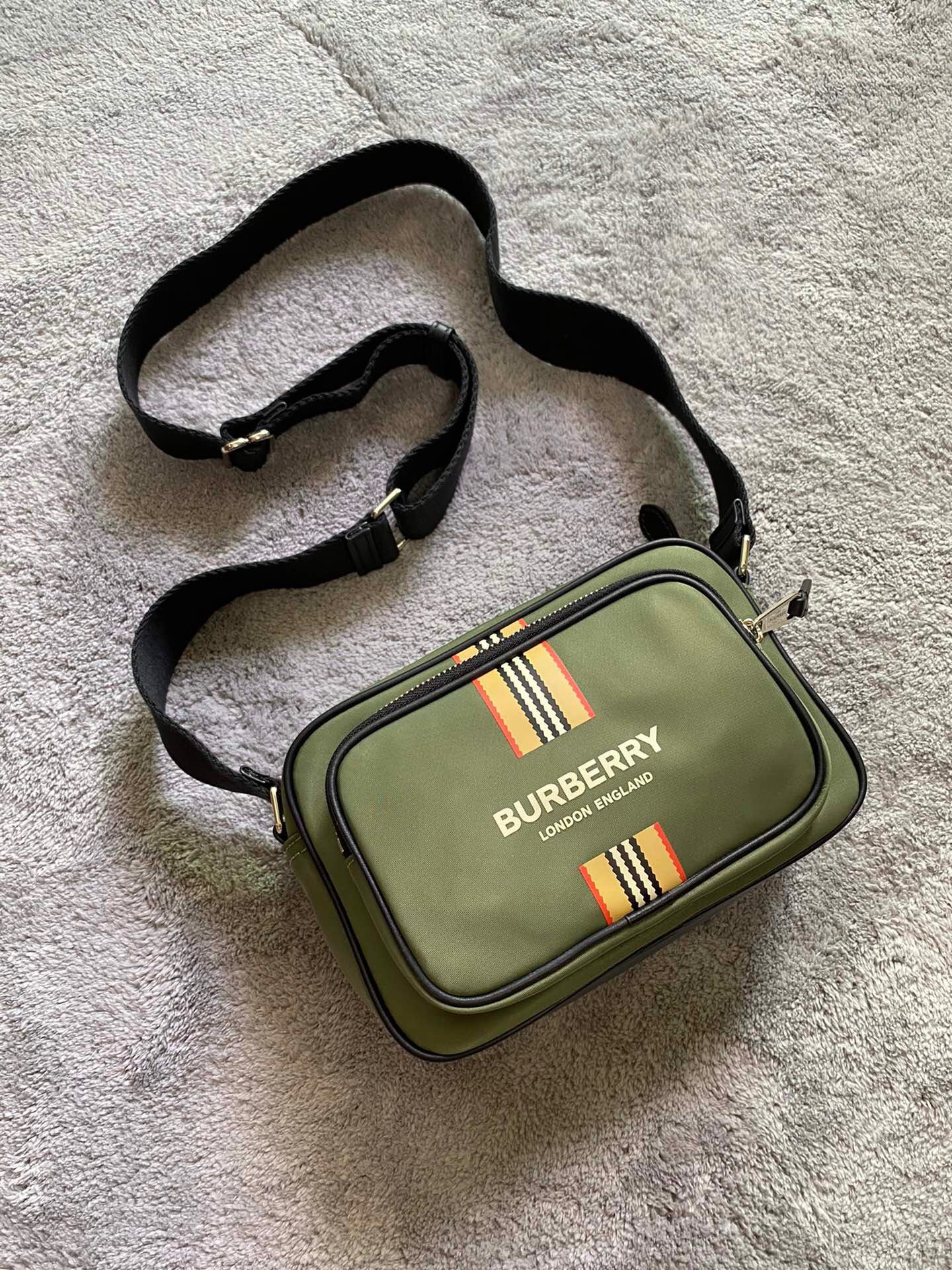 [Burberry] 카메라백