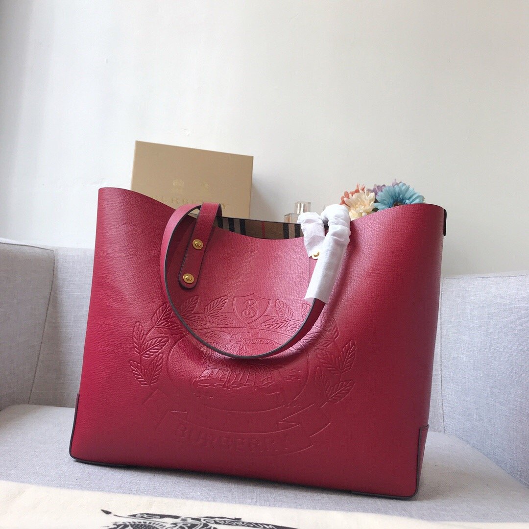 [BURBERRY] 엠보로고 쇼퍼백