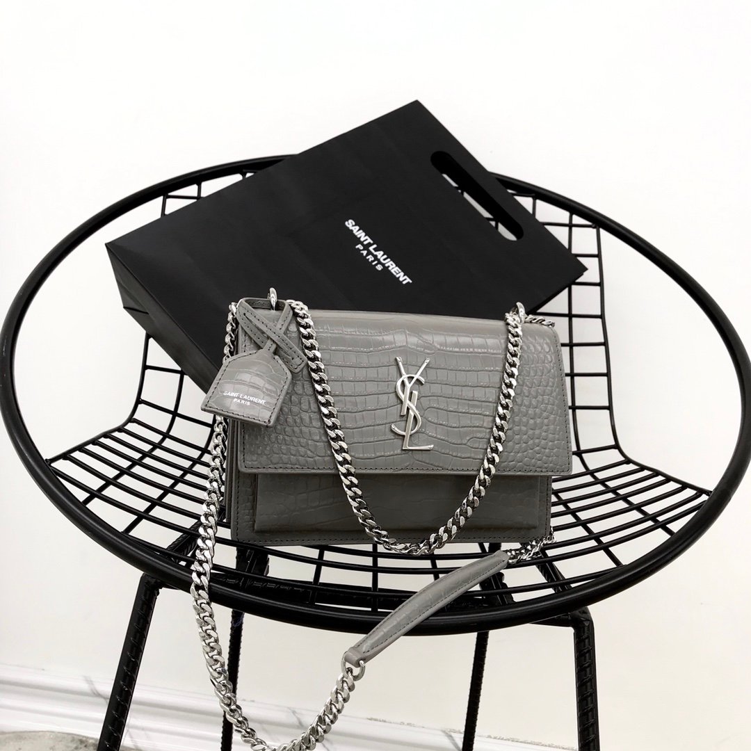 [YSL] 크로커다일 엠보스드 샤이니 가죽 미듐 선셋백