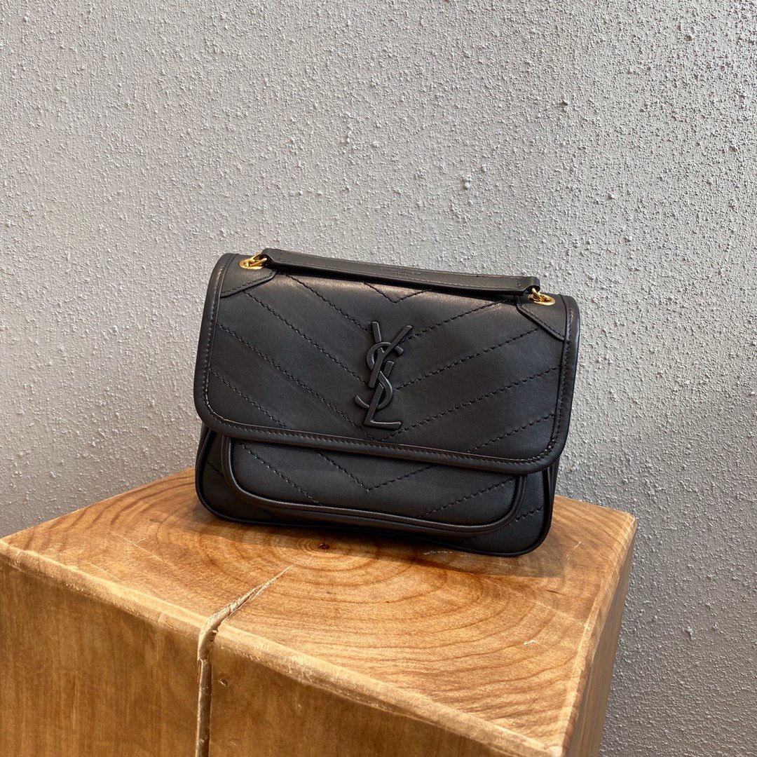 [YSL] 램스킨 베이비 니키 체인백