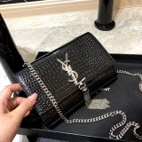 [YSL] 크로커다일 엠보스드 스몰 케이트 태슬 사첼백