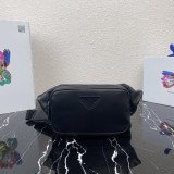 [PRADA] 로고 가죽 숄더백