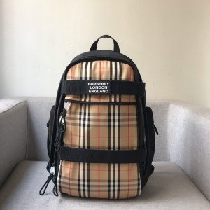 [BURBERRY] 빈티지 체크 네비스 백팩