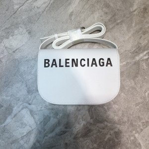 [BALENCIAGA] 빌 데이 숄더백 XXS