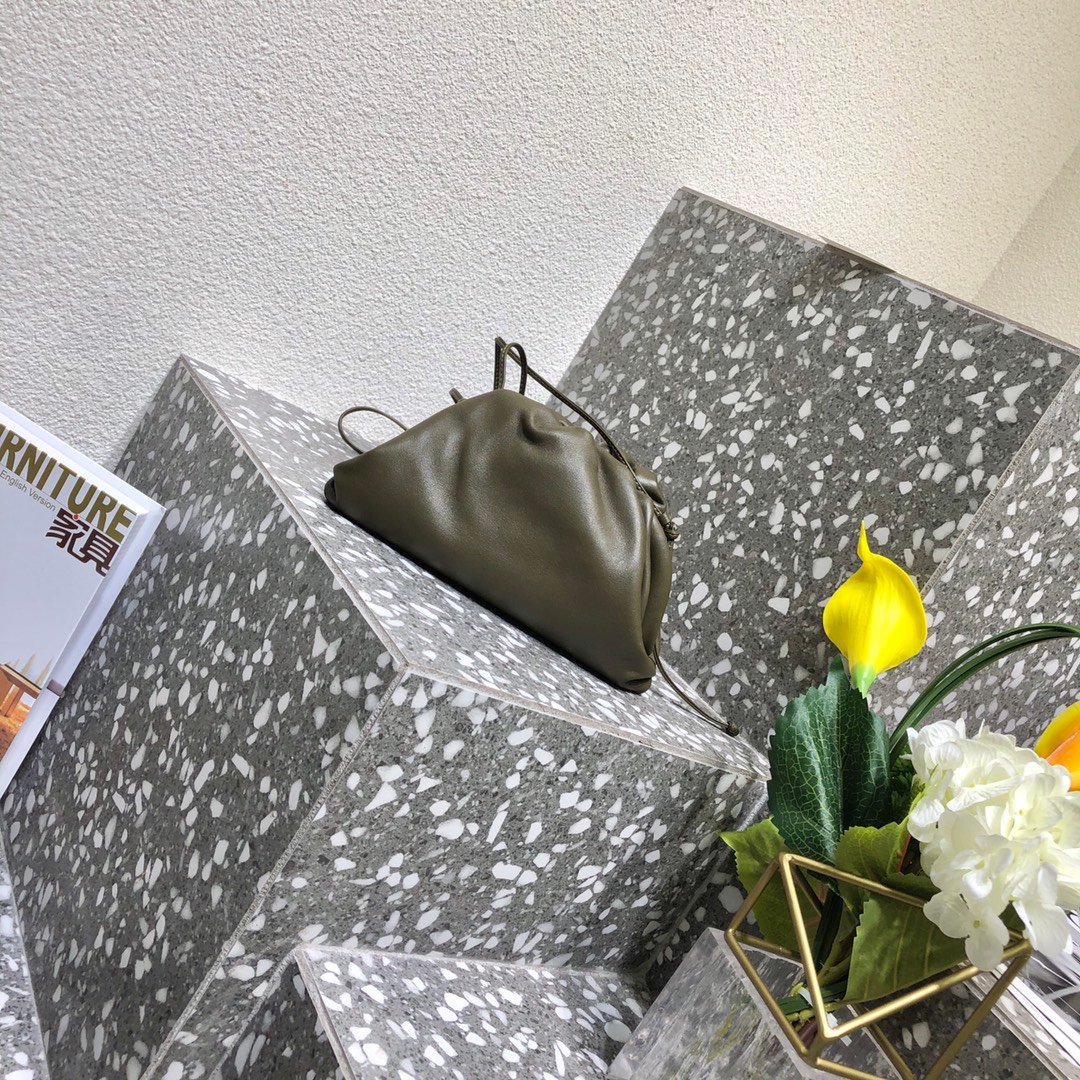 [BOTTEGA] 미니 파우치