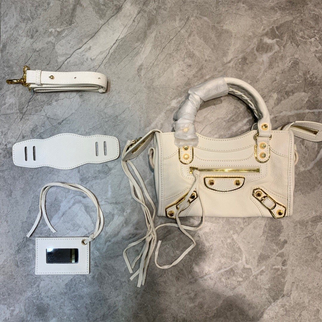 [BALENCIAGA] 메탈릭 미니 시티백