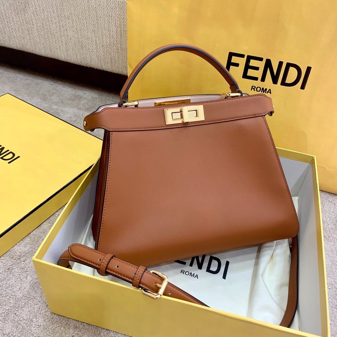 [FENDI] 피카부 I SEE U 미디엄