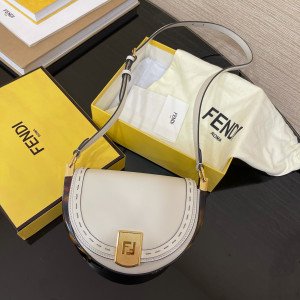 [FENDI] 문라이트