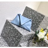 [BOTTEGA] 트라이앵글 클러치 백