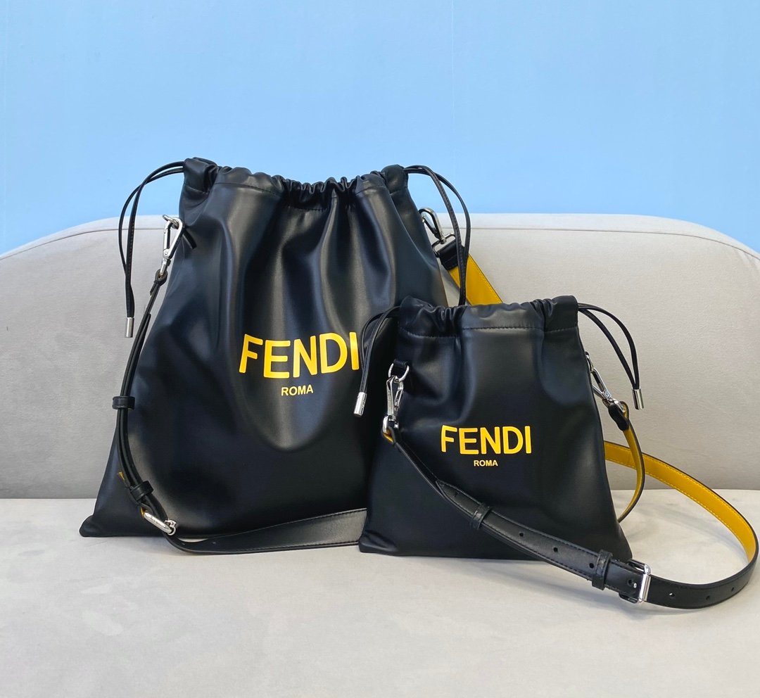 [FENDI] PACK 파우치 (스몰/미니)