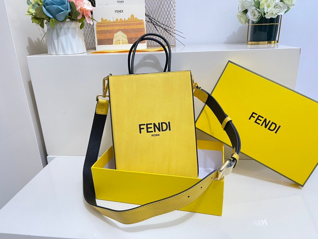 [FENDI] 옐로우 팩 스몰백