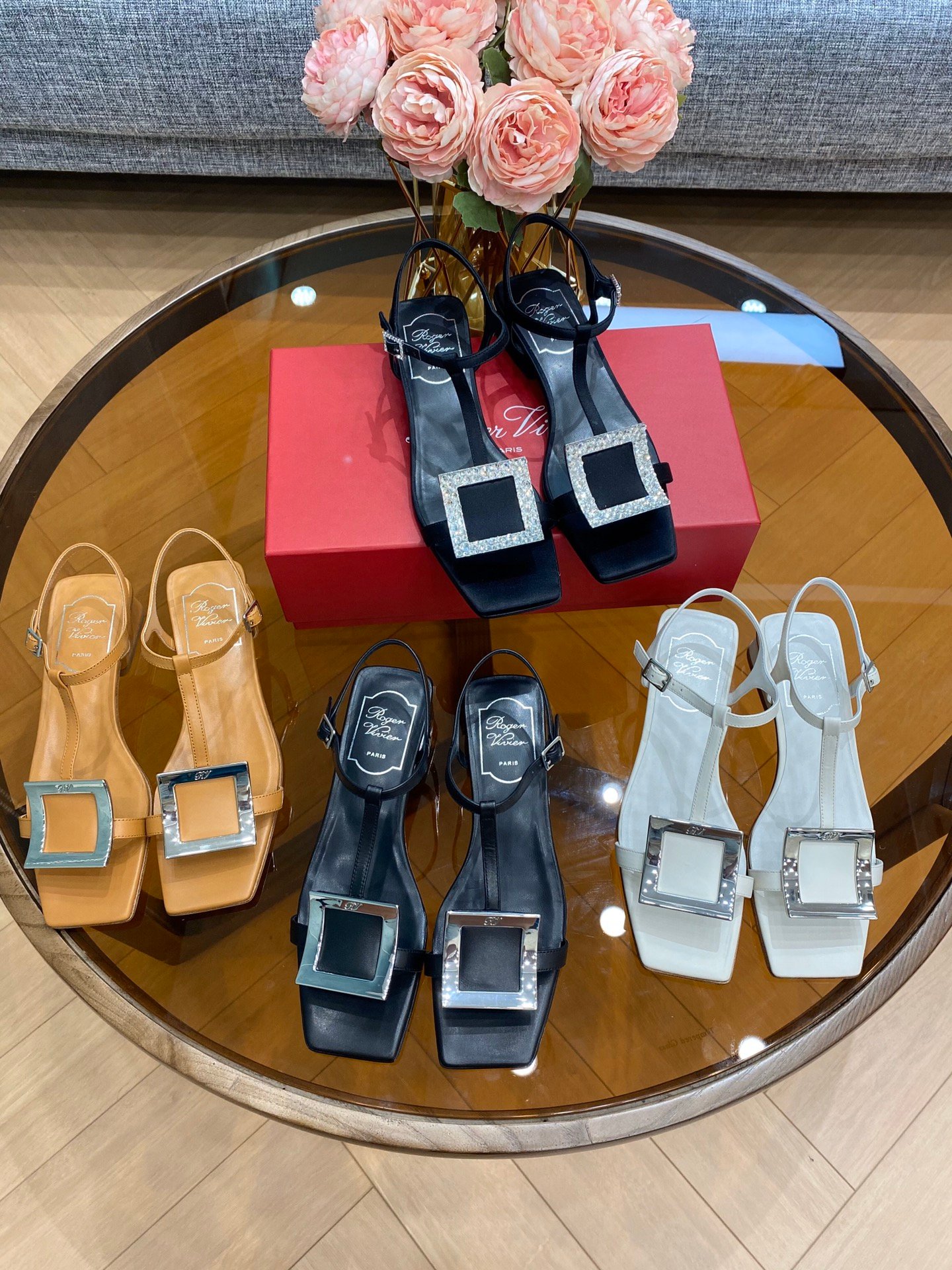 [Roger Vivier] 버클 샌들 -4색상 