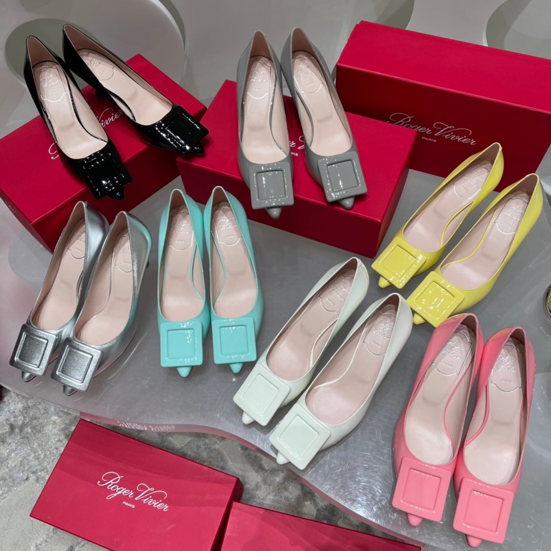 [Roger Vivier] 커버드 버클 펌프스 -7색상