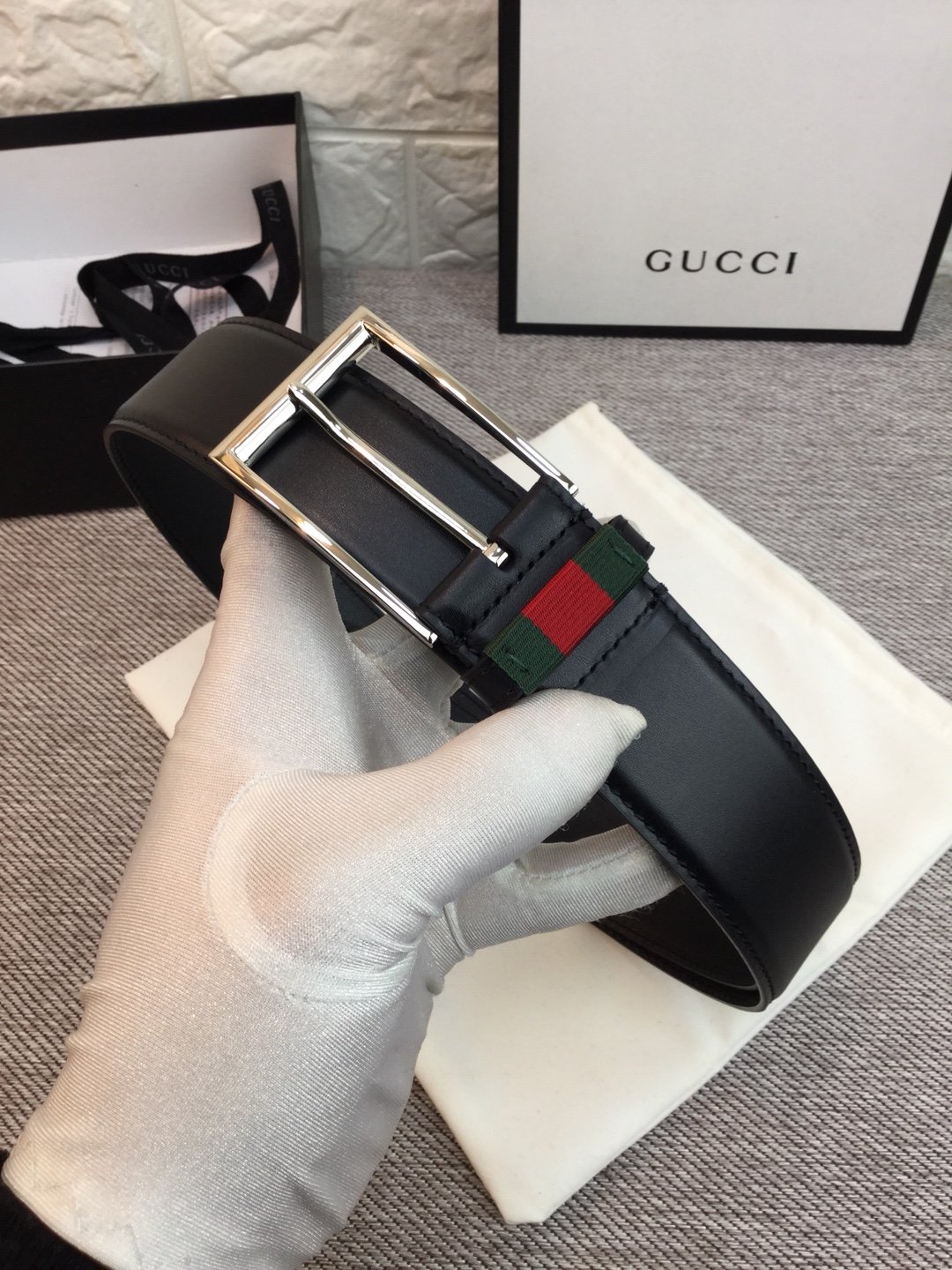 [GUCCI] 웹(Web) 디테일 가죽 벨트