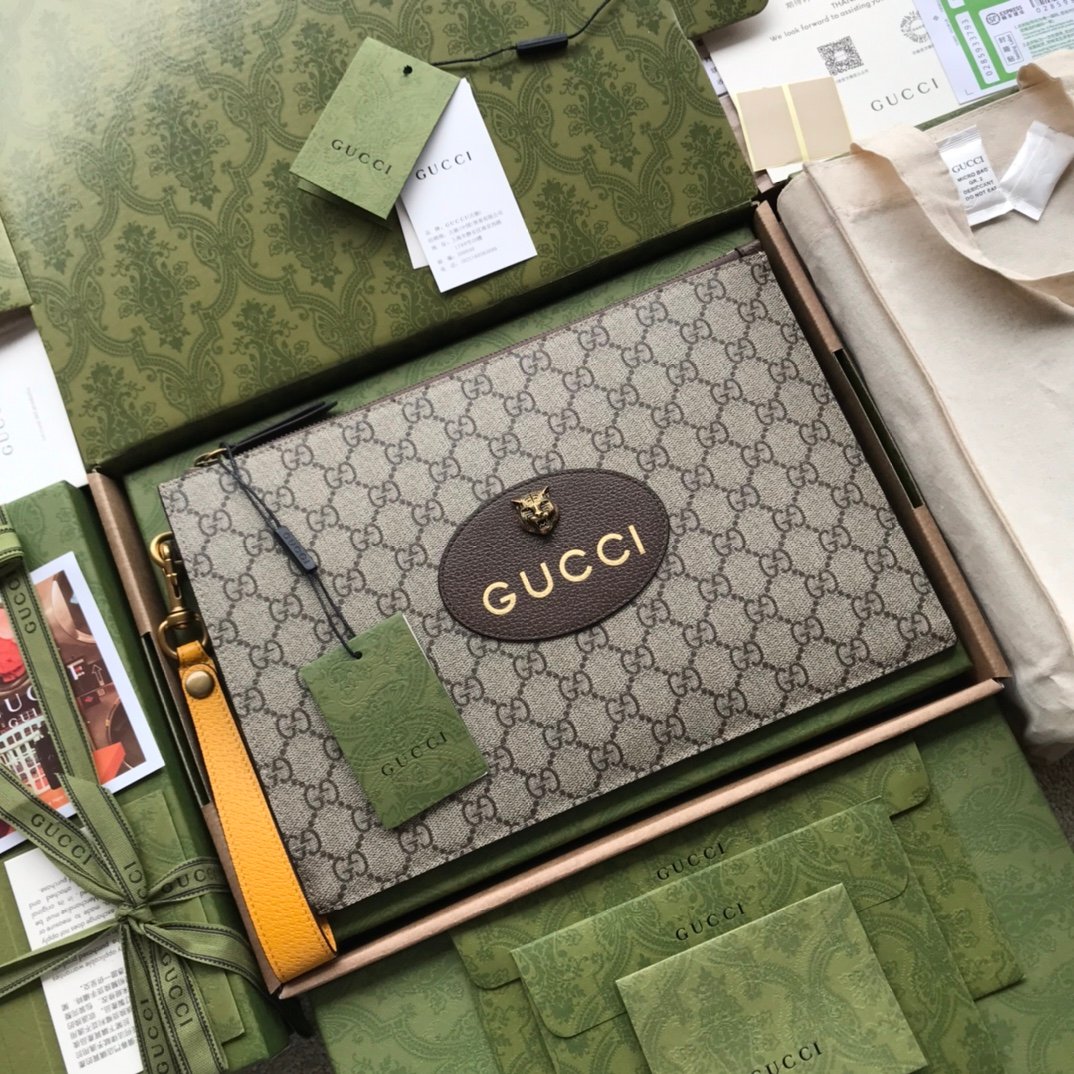 [GUCCI] 네오 빈티지 GG 수프림 파우치