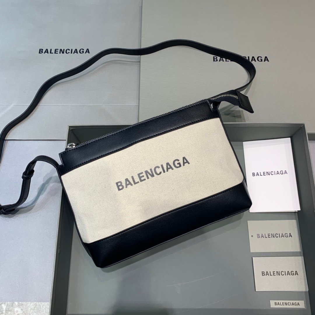 [BALENCIAGA] 캔버스 크로스백