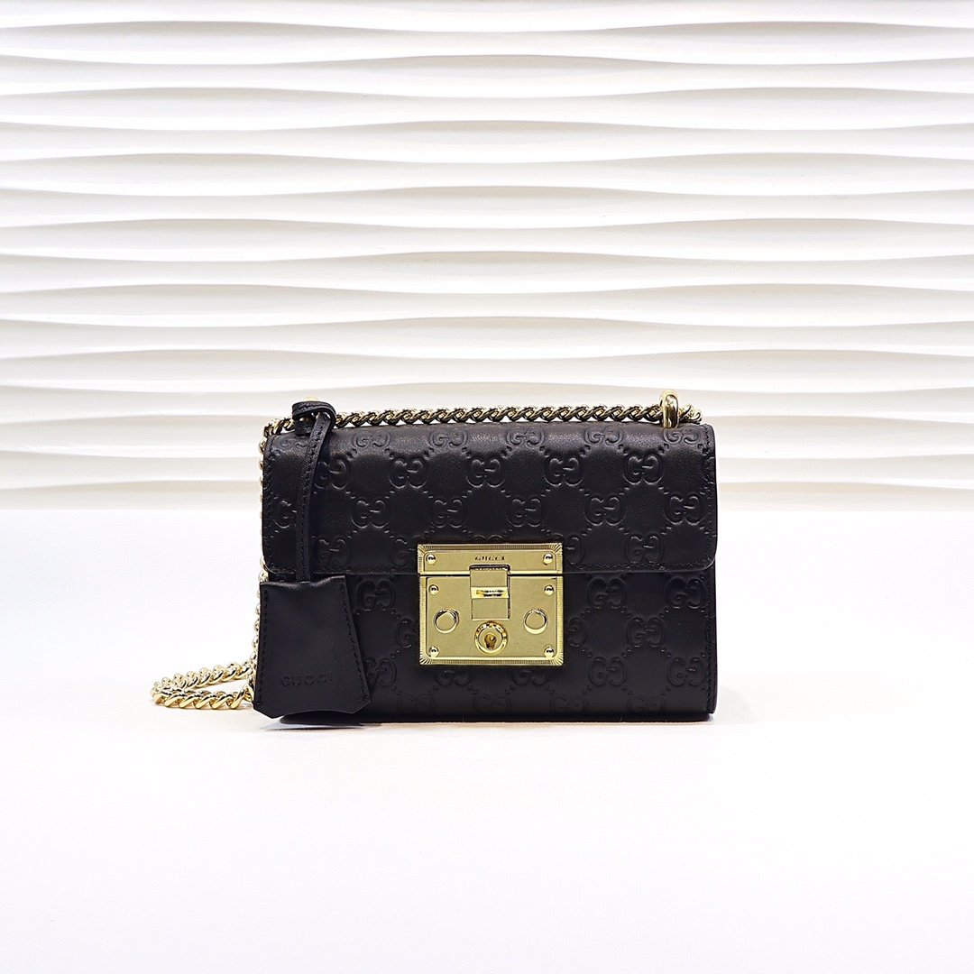 [GUCCI] 구찌 패들락 GG 수프림백