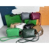 [BOTTEGA] 인트레치아토 미니 파우치 크로스백