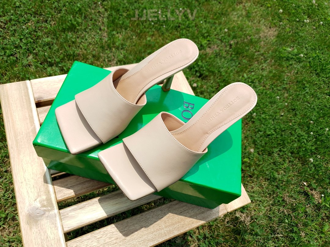 [BOTTEGA BENETA/SA급] 스트레치 뮬 -당일배송/38(240~245추천) 시즌오프 세일