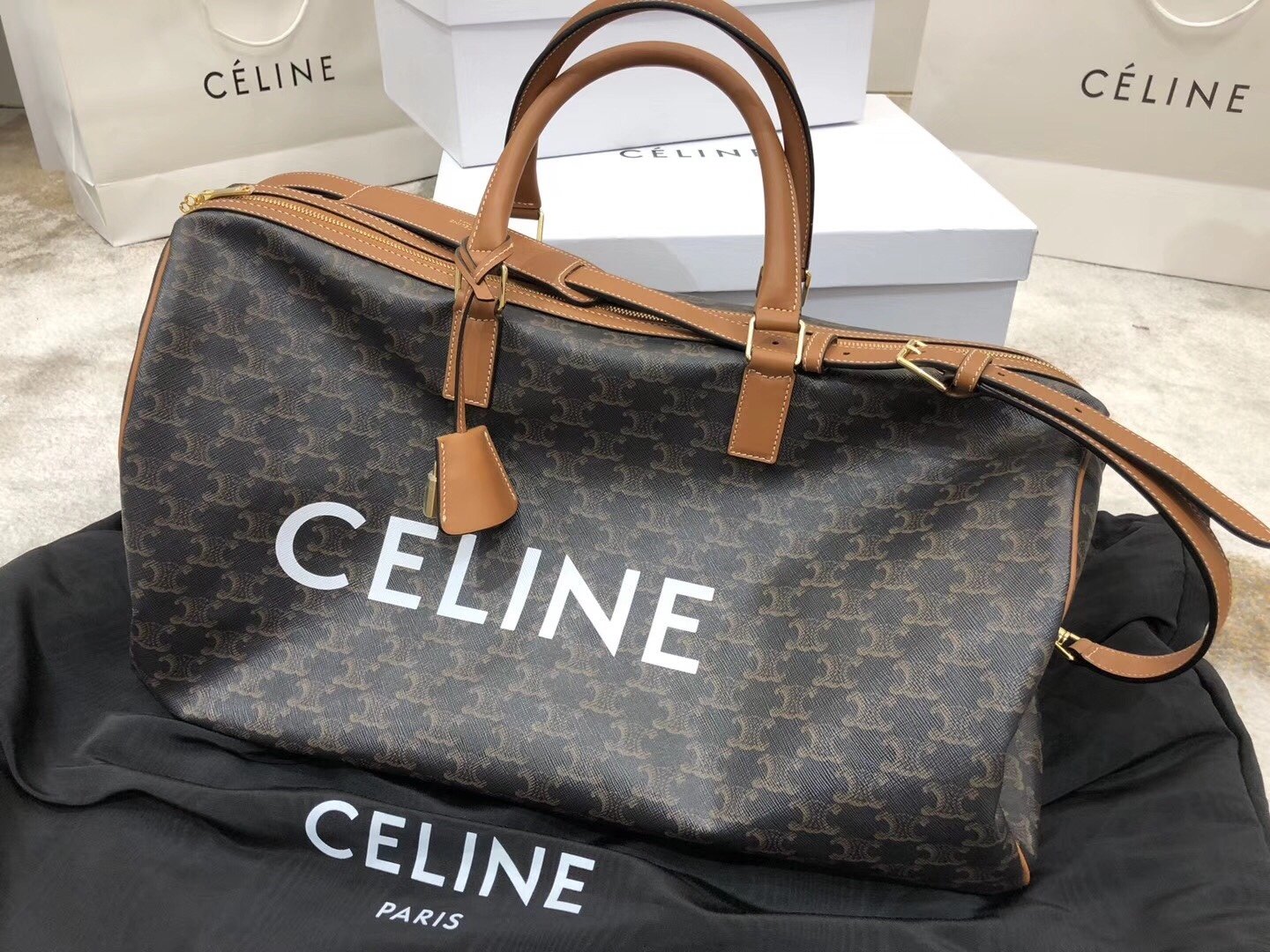 [CELINE] 라지 트리오페 보야지백