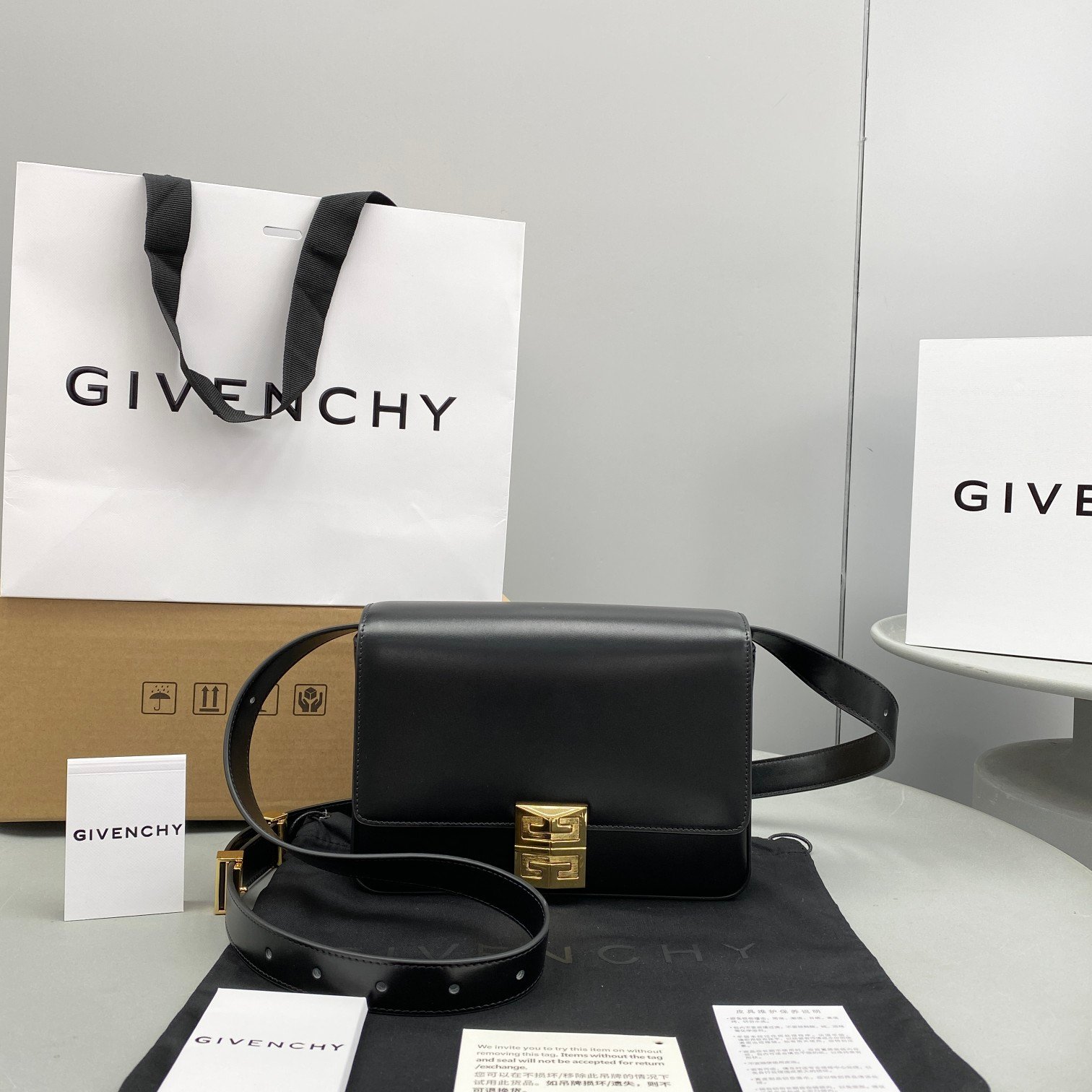 [GIVENCHY/SA급] 4G 크로스바디백