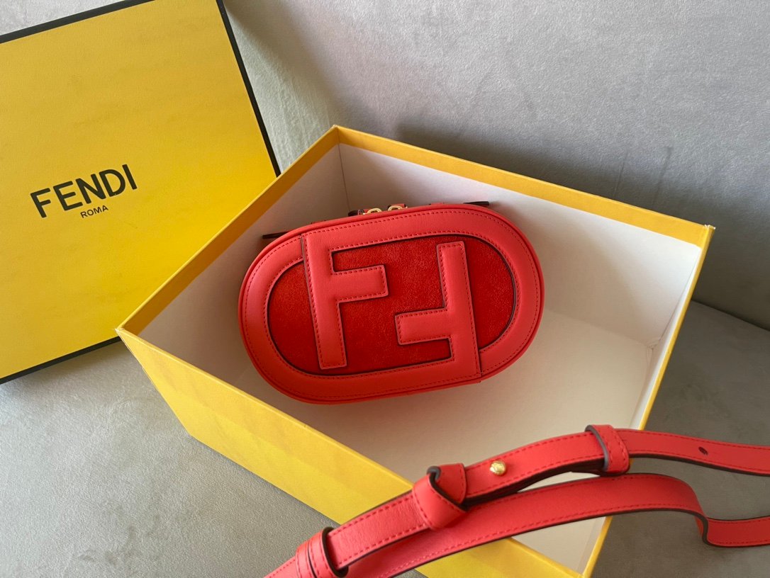[FENDI] 펜디 미니 카메라 케이스백