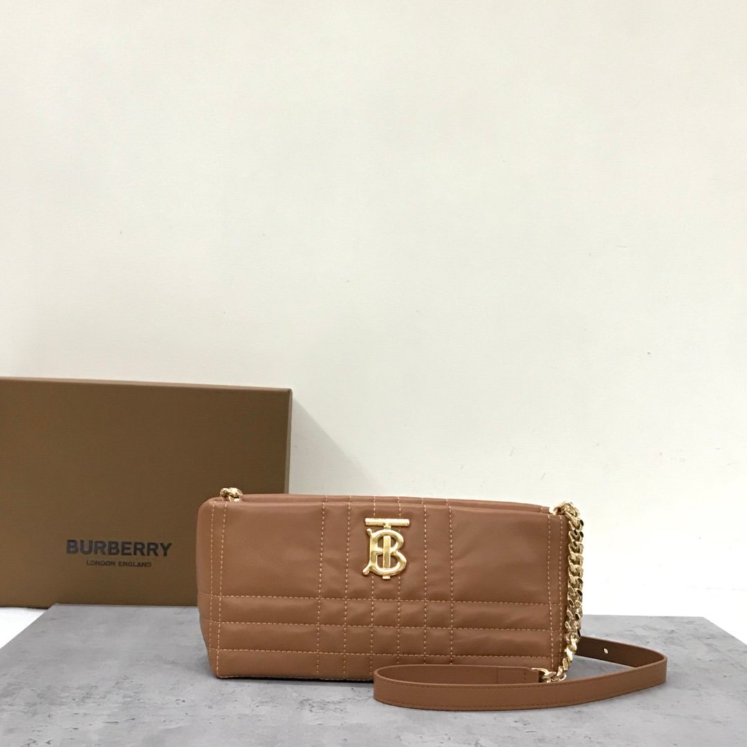 [BURBERRY] 스몰 퀼팅 램스킨 소프트 롤라 백