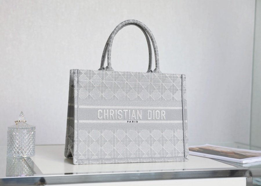 [DIOR/DR96] 북토트백 미듐 -36.5cm