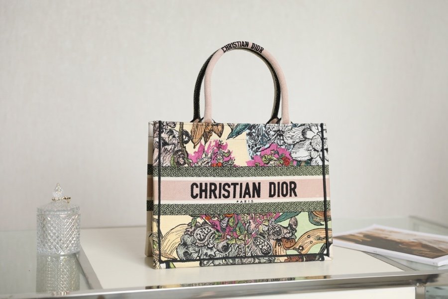[DIOR/DR96] 북토트백 미듐 -36.5cm