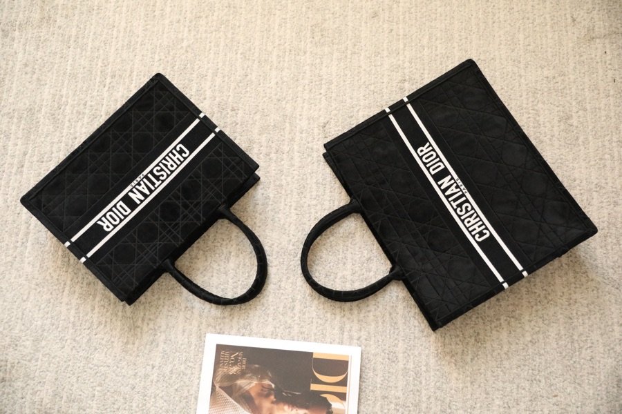 [DIOR/DR96] 북토트백 미듐 / 라지