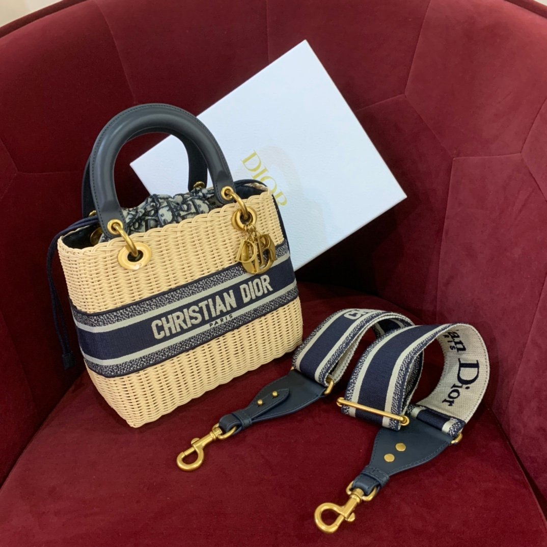[DIOR/OC] 레이디 디올 내추럴 위커 우븐 바스켓백