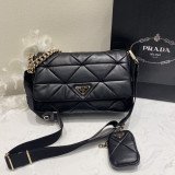 [PRADA/블랙프레임] 프라다 나파가죽 숄더백 미듐