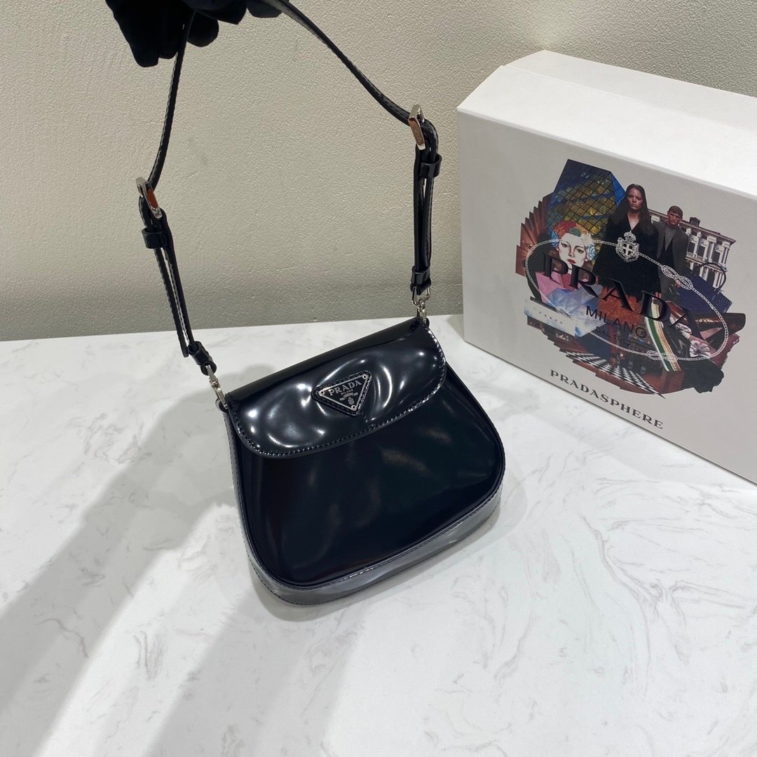 [PRADA/블랙프레임] 프라다 클레오 플랩백