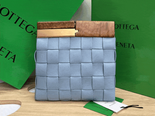 [BOTTEGA VENETA/JING] 스퀘어 클러치