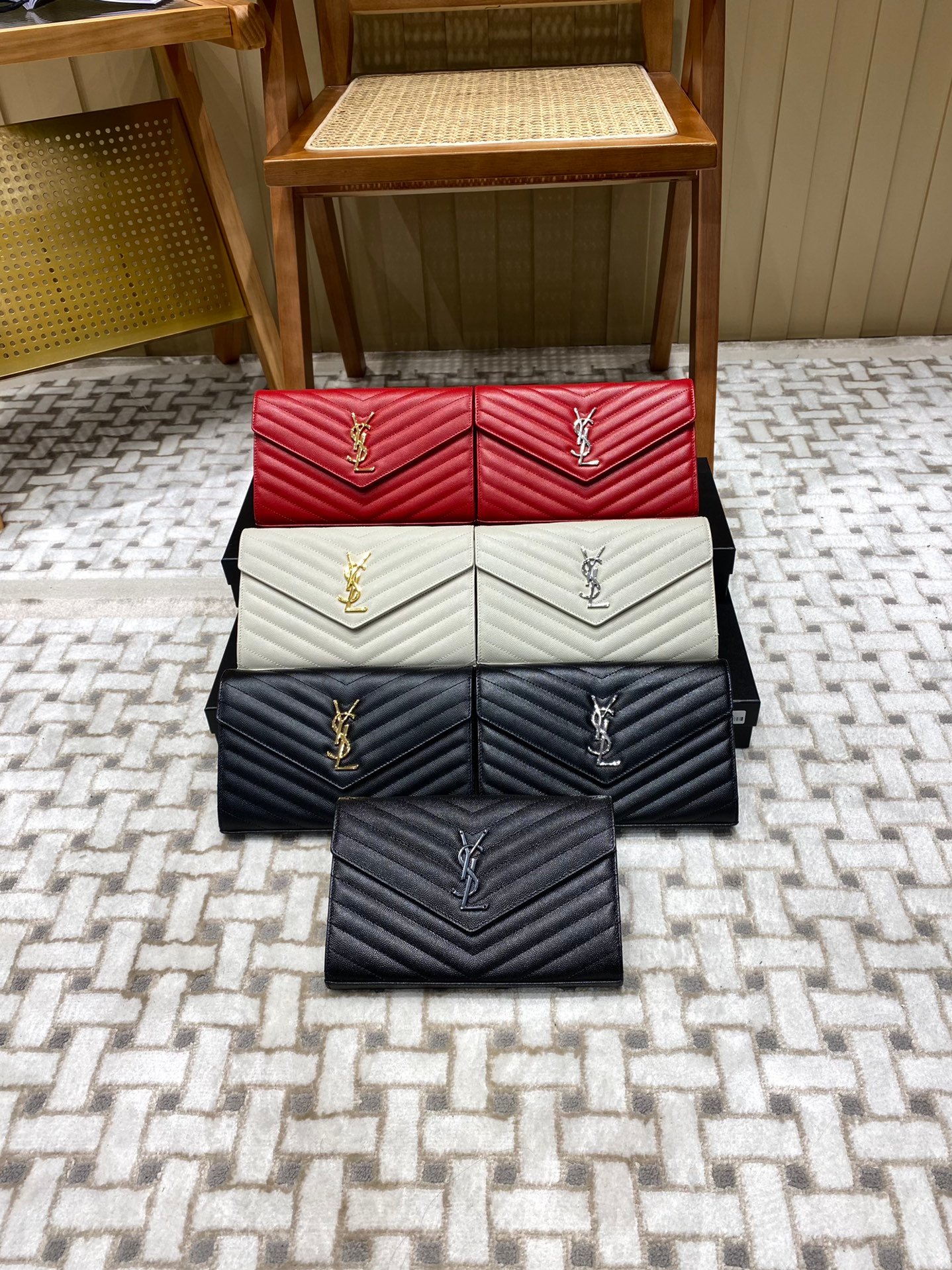 [YSL/OC/오렌지쇼파] 모노그램 체인 숄더백 WOC