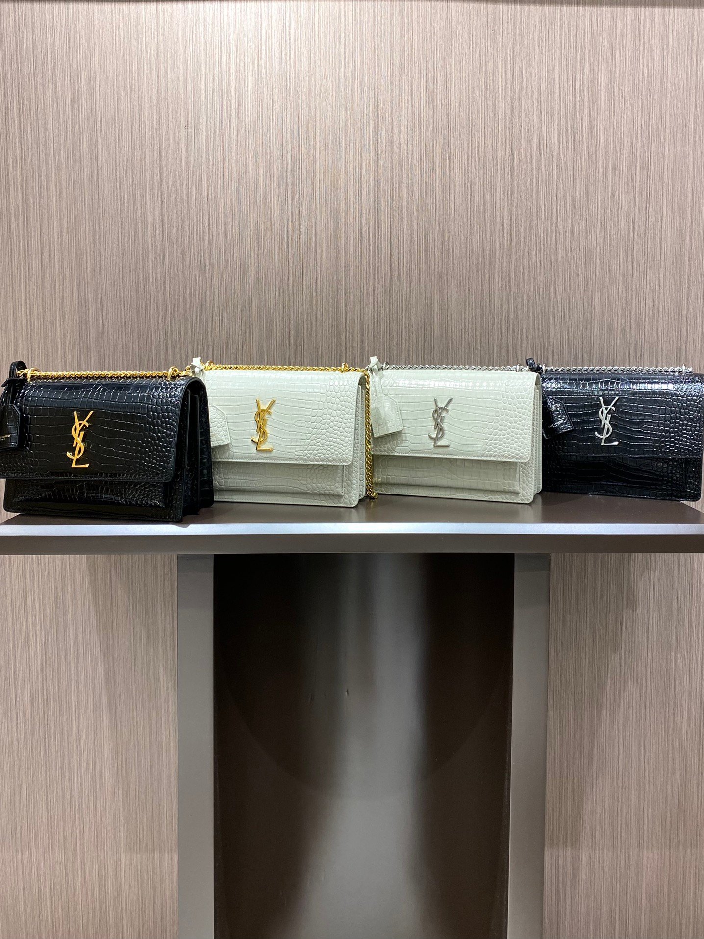 [YSL/OC/오렌지쇼파] 미듐 선셋백 크로커다일엠보스드