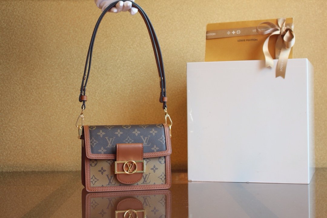 [LV/황벽-Yellowwall] 루이비통 미니도핀 백