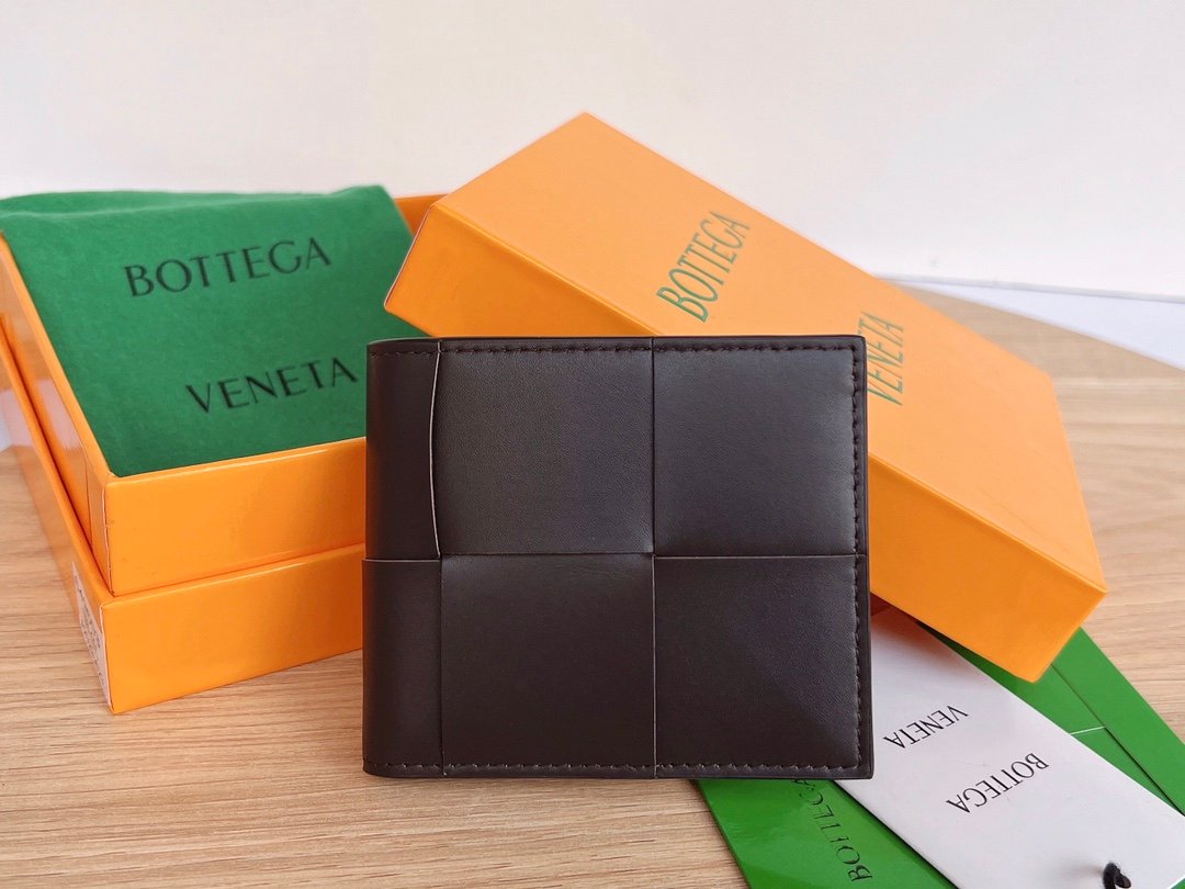 [BOTTEGA VENETA/JING] 맥시 인트레치아토 플랩 반지갑 -폰덴테