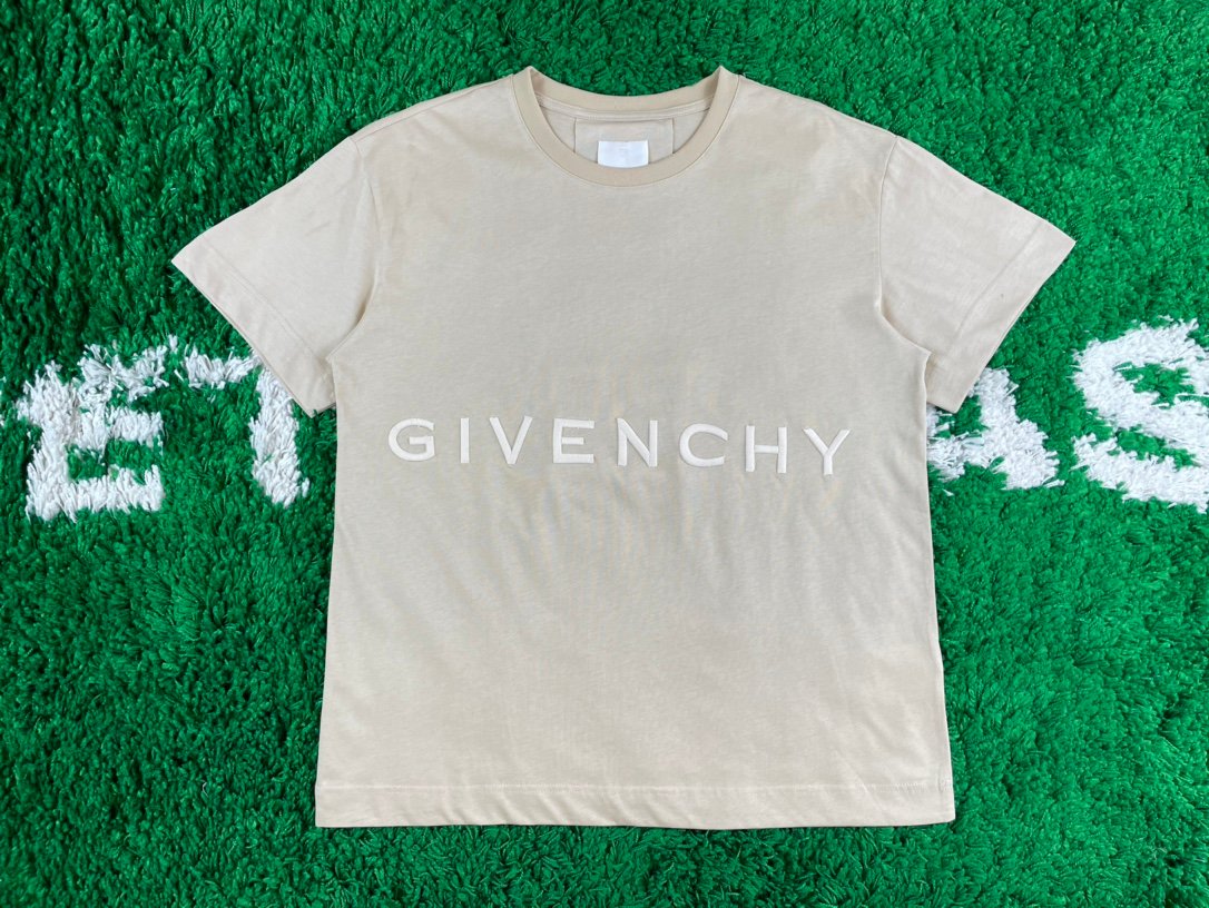 [GIVENCHY] 지방시 로고 반팔 티셔츠  -잔디집