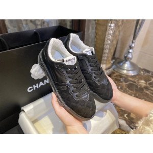 [CHANEL/해피] 샤넬 스웨이드 퀼팅 스니커즈