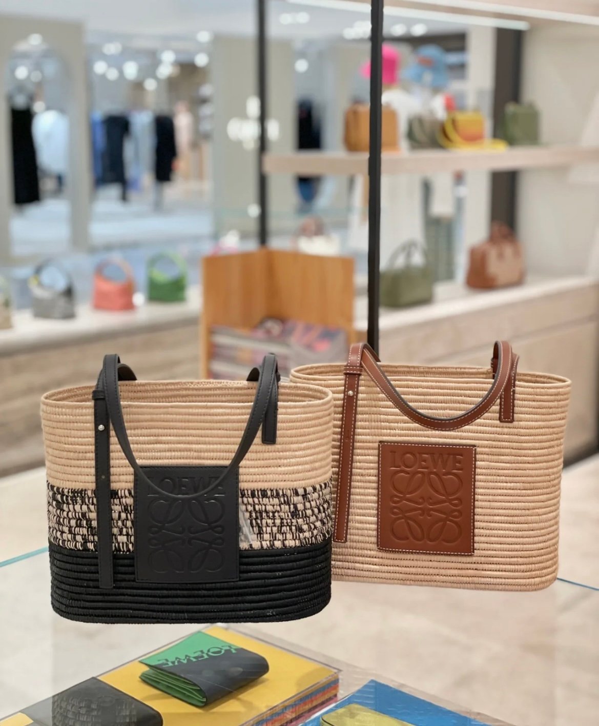 [LOEWE/Pomegranate] 스몰 라피아 스퀘어 바스켁백