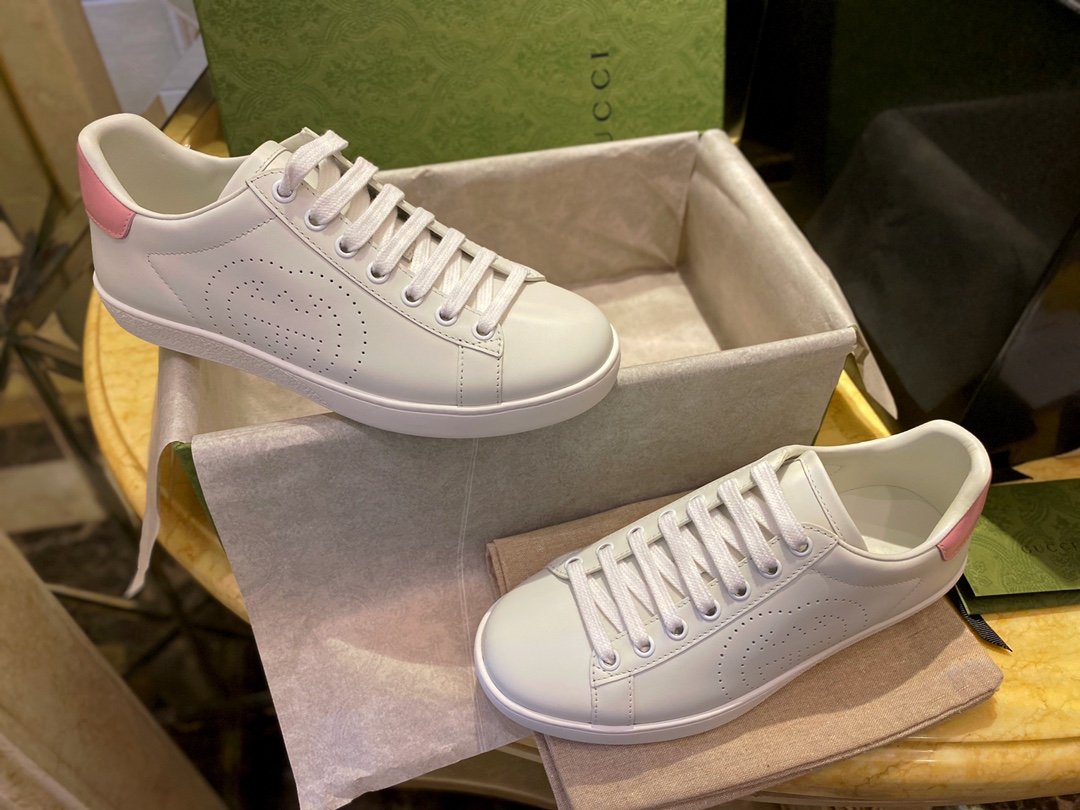 [구찌/HELLO(해피계열)] ACE 에이스 인터로킹G펀칭 스니커즈(핑크)