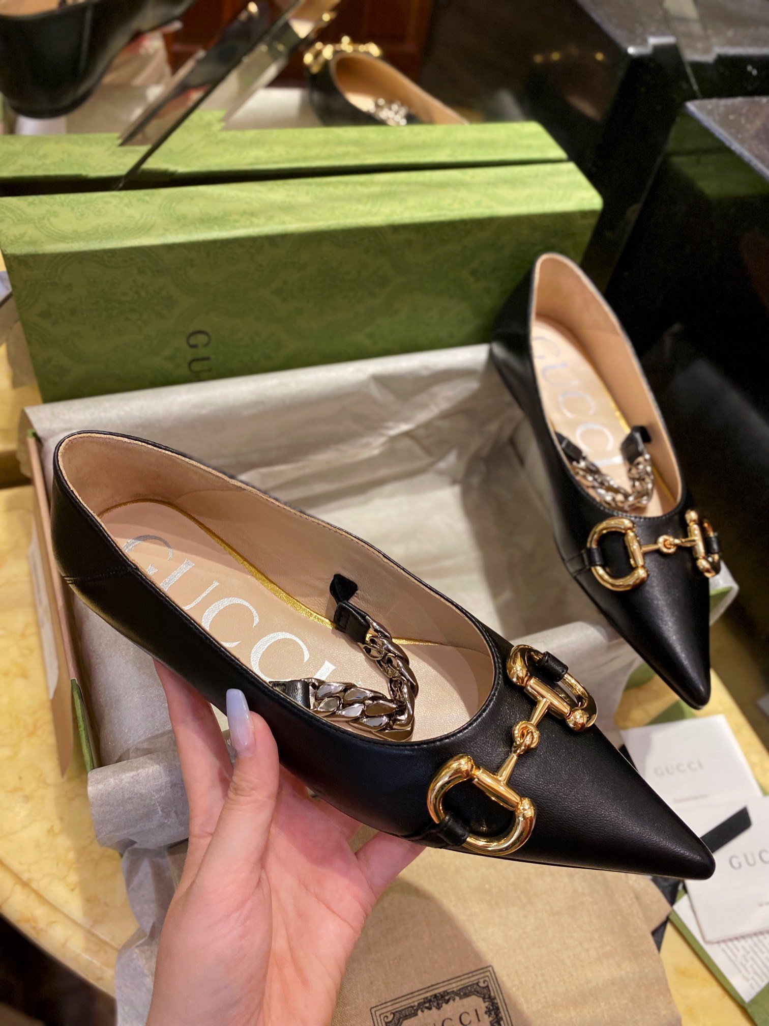 [구찌/HELLO(해피계열)] 홀스빗 플랫슈즈