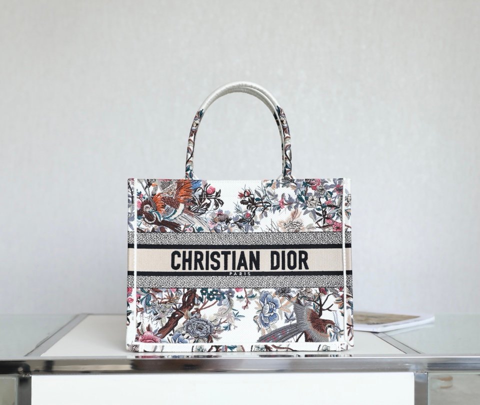 [DIOR/DR96] 북토트백 미듐 -36.5cm