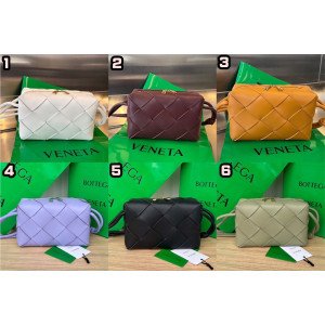 [BOTTEGA VENETA/JING] 스몰 카세트 크로스백 카메라백