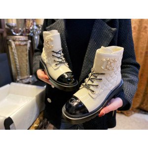 [CHANEL/GD(해피)] 샤넬 체인CC로고 퀼팅 레이스업 부츠