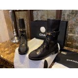 [CHANEL/GD(해피)] 샤넬 이니셜 더블캡토 벨크로 레더 부츠