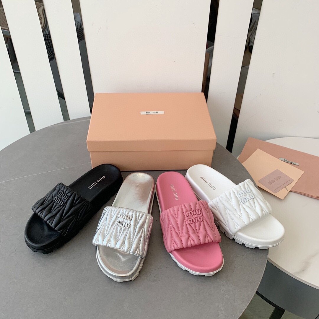 [MiuMiu/SA] 마테라쎄 샌들 슬리퍼 뮬